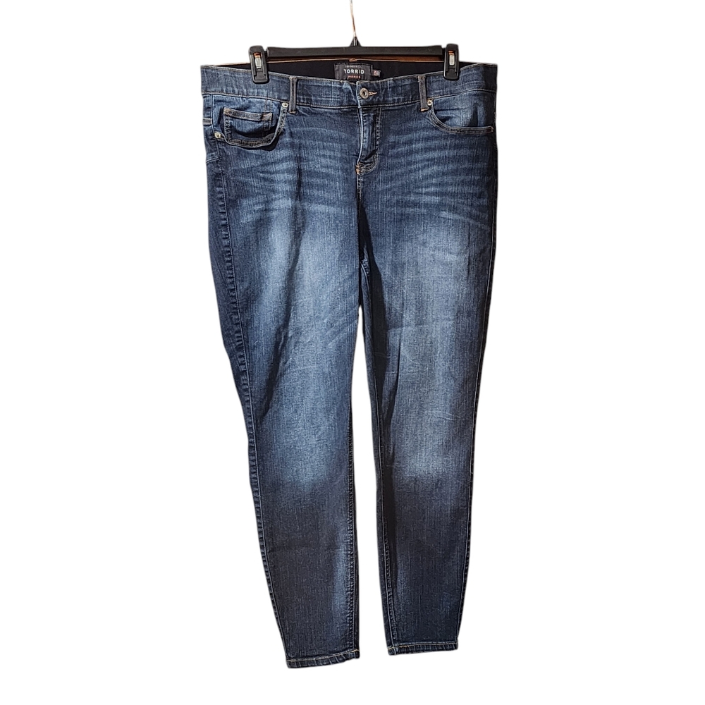 Torrid premium size 22R bombshell skinny high rise denim jean